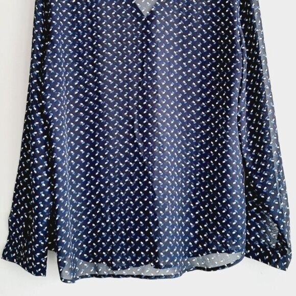 ANN TAYLOR Semi-Sheer Lightweight V-Neck Button Down Blouse Top Sz L - Picture 9 of 11